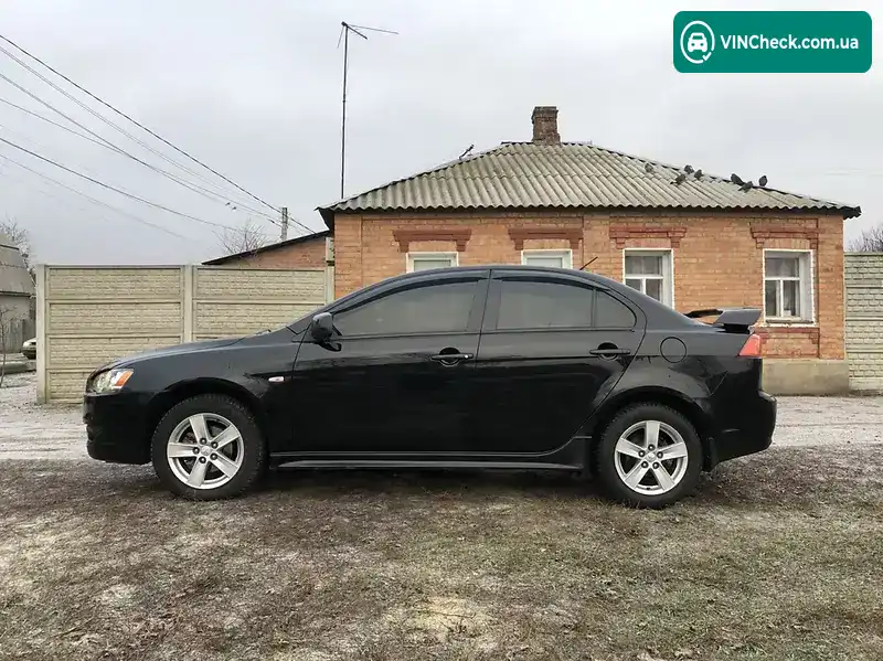Mitsubishi Lancer 2007, фото з оголошення 2 з 14, VIN JMBSTCY4A8U003725