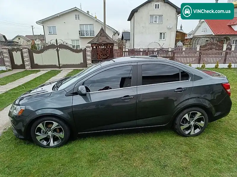Chevrolet Sonic 2016, фото з оголошення 2 з 14, VIN 1G1JF5SB5H4109033