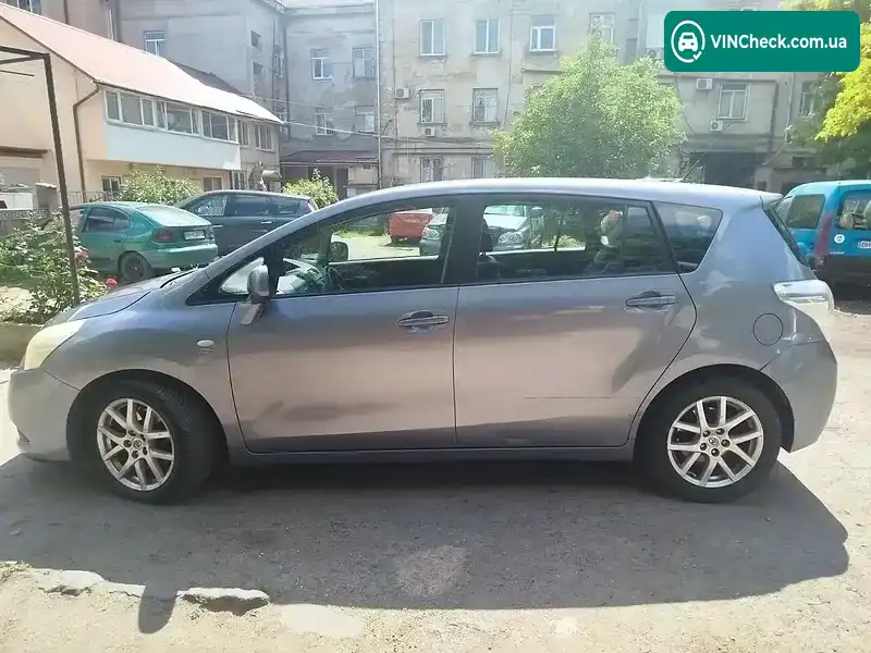 Toyota Verso 2010, фото з оголошення 1 з 15, VIN NMTDB26R50R004912