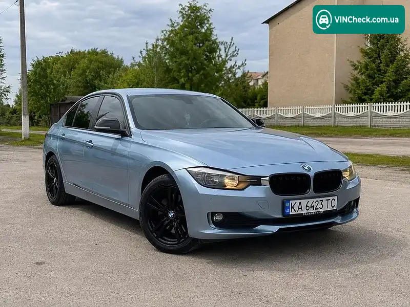 BMW 3 Series 2012, фото з оголошення 2 з 9, VIN WBA3D51020F700500