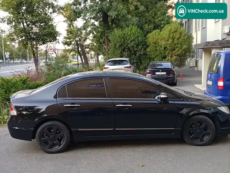 Honda Civic 2006, фото з оголошення 2 з 5, VIN JHMFD36206S204409