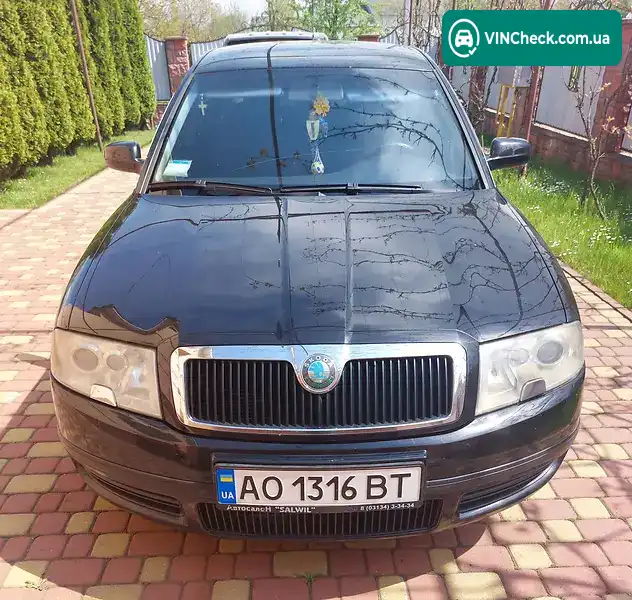 Skoda Superb 2003, фото з оголошення 1 з 3, VIN TMBDE23U439016411