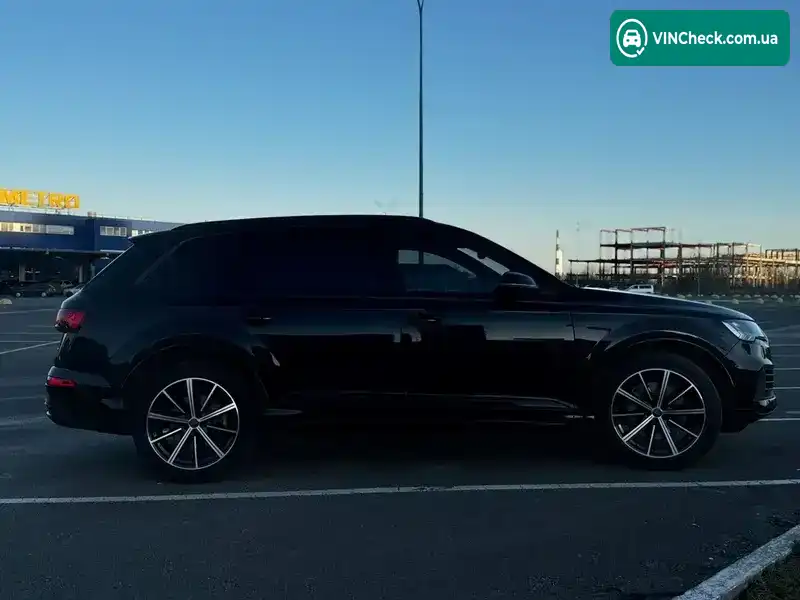 Audi Q7 2020, фото з оголошення 1 з 13, VIN WA1VXAF72LD011617