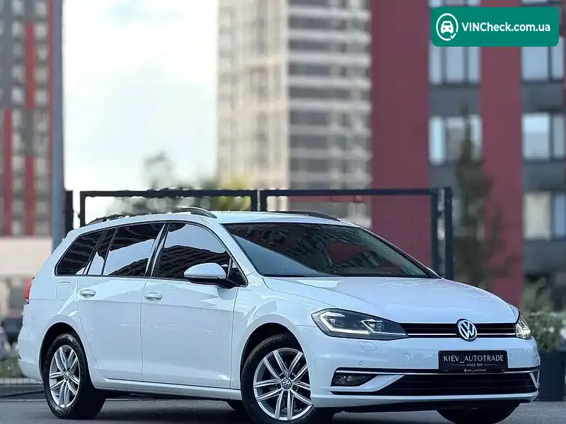 Volkswagen Golf 2017, фото з оголошення 1 з 20, VIN WVWZZZAUZHP776602