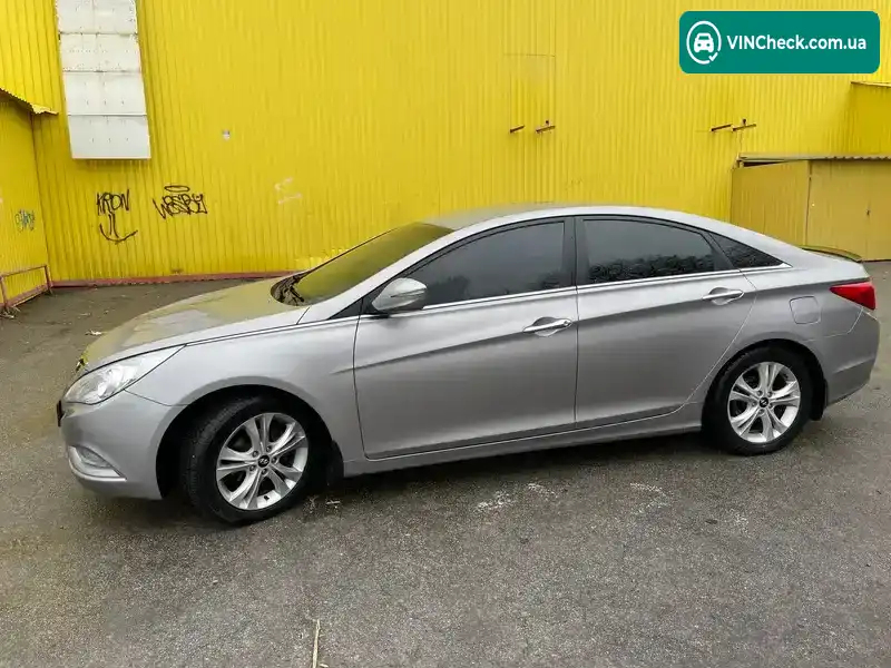Hyundai Sonata 2011, фото з оголошення 2 з 11, VIN KMHEC41BBBA240671