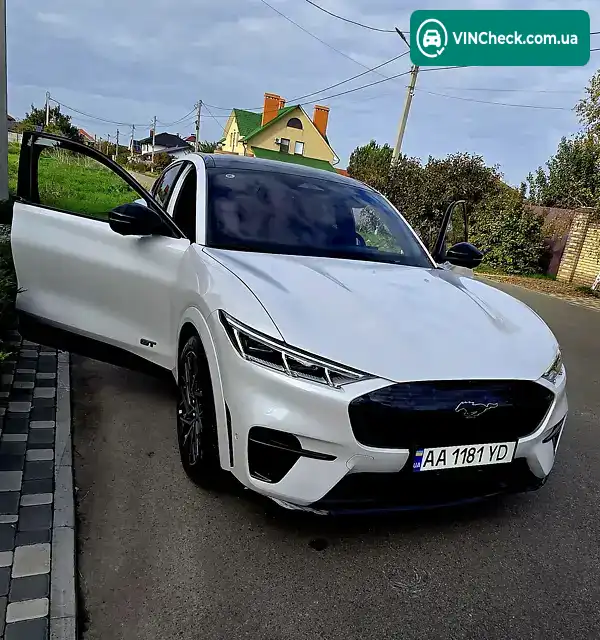 Ford Mustang Mach-E 2021, фото з оголошення 1 з 20, VIN LVSHPCHB9MS205660