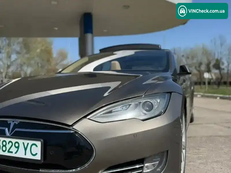 Tesla Model S 2015, фото з оголошення 2 з 21, VIN 5YJSA1E22FF108572