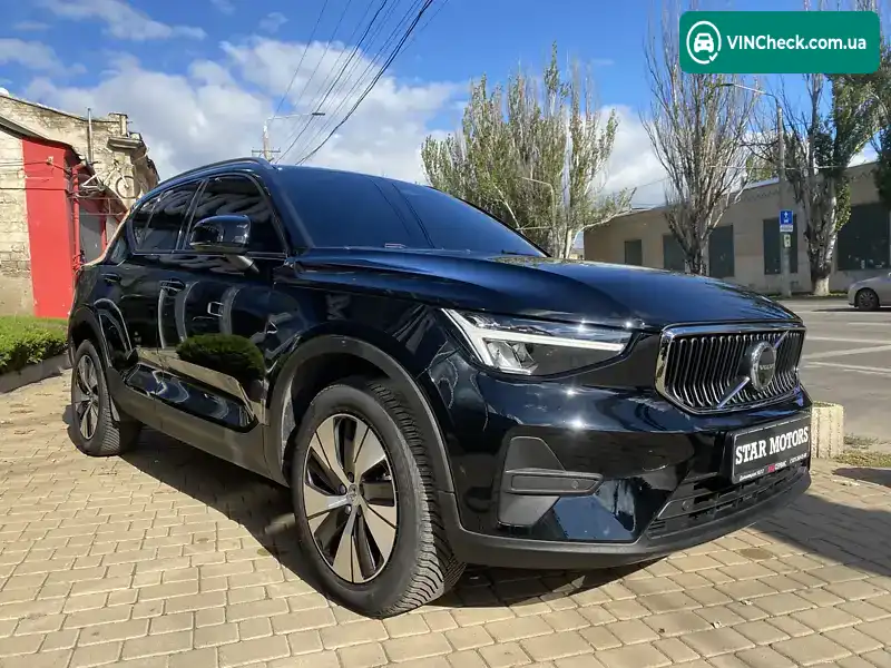 Volvo XC40 2022, фото з оголошення 1 з 20, VIN YV1XZK7V5P2917400