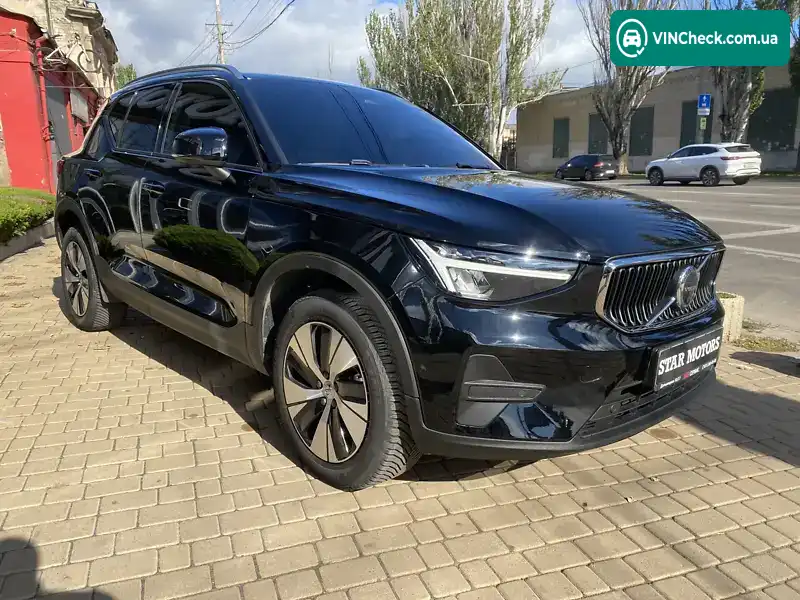 Volvo XC40 2022, фото з оголошення 2 з 20, VIN YV1XZK7V5P2917400