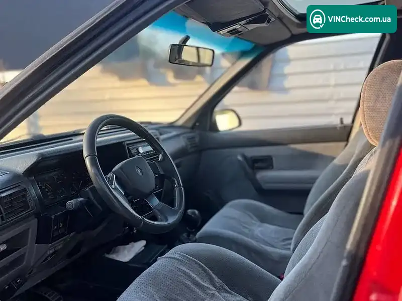 Renault 19 1989, фото з оголошення 2 з 6, VIN VF1B53B0501433866