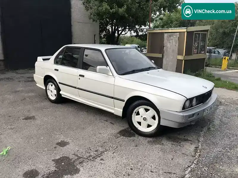 BMW 3 Series 1986, фото з оголошення 1 з 10, VIN L2BB05133BB701096