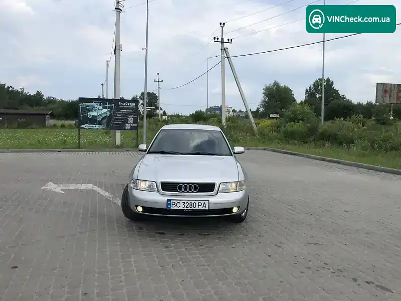 Audi A4 1999, фото з оголошення 2 з 12, VIN WAUZZZ8DZYA032665