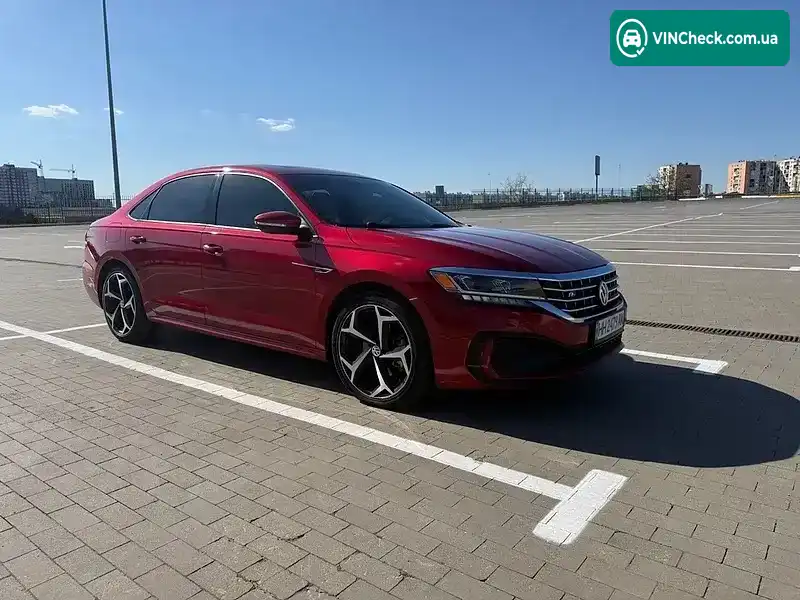 Volkswagen Passat 2021, фото з оголошення 2 з 17, VIN 1VWMA7A33MC013231