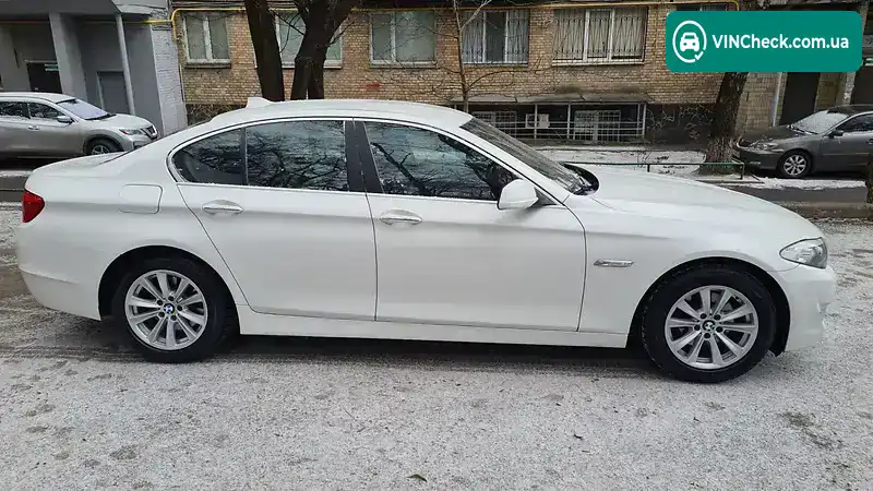 BMW 5 Series 2011, фото з оголошення 2 з 20, VIN WBAFP31020C623721