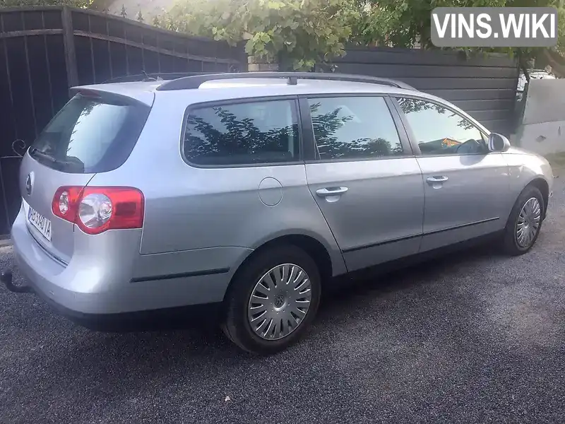 Volkswagen Passat 2010, фото з оголошення 2 з 8, VIN WVWZZZ3CZAE212063