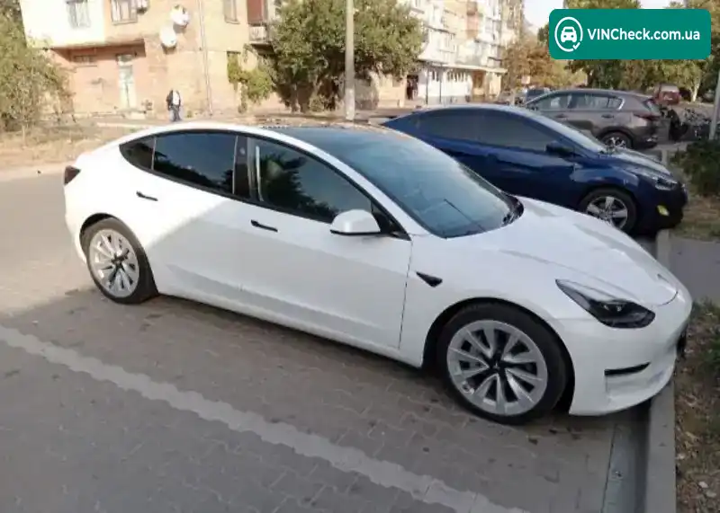 Tesla Model 3 2021, фото з оголошення 1 з 6, VIN LRW3E7EK8MC321917