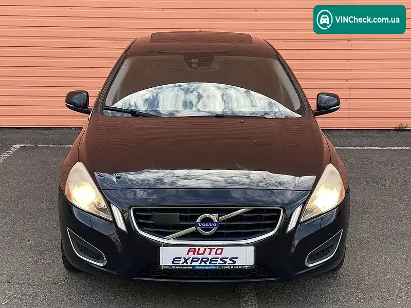 Volvo S60 2013, фото з оголошення 2 з 20, VIN YV1612FH1D2233289