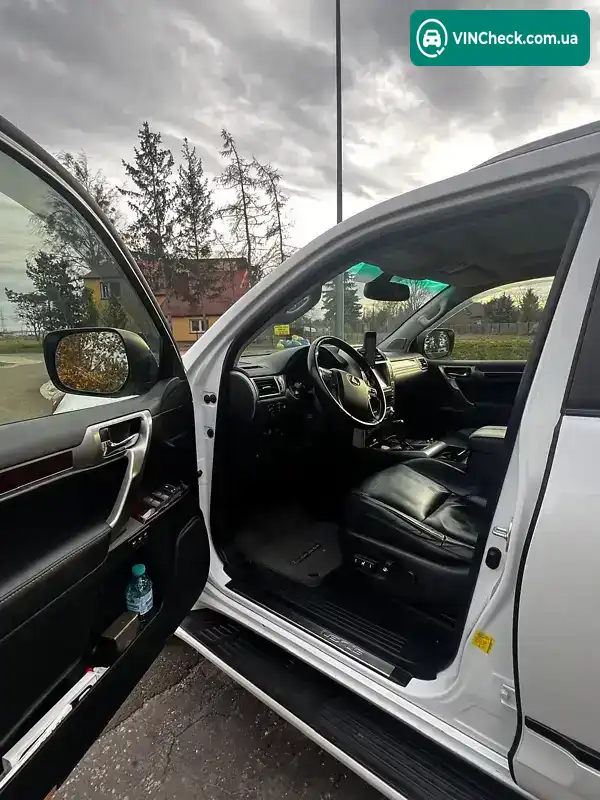 Lexus GX 2017, фото з оголошення 2 з 13, VIN JTJBM7FX6J5192276
