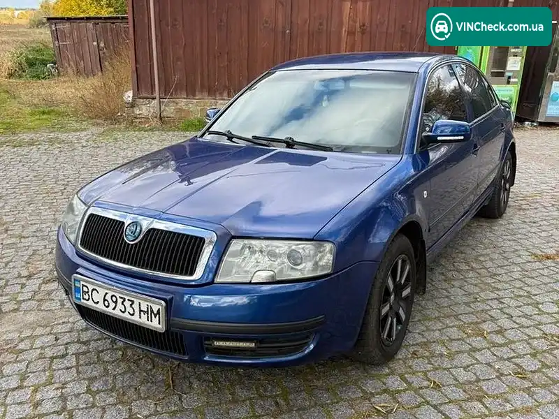 Skoda Superb 2002, фото з оголошення 1 з 10, VIN TMBCV63U329011086