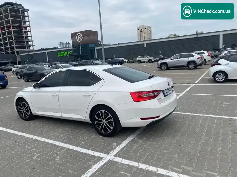 Skoda Superb 2017, фото з оголошення 2 з 21, VIN TMBAH7NP7J7518210