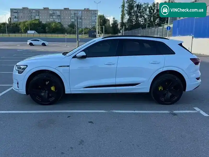 Audi e-tron 2019, фото з оголошення 2 з 20, VIN WAUZZZGE6KB013584