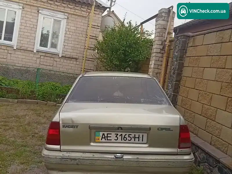 Opel Kadett 1988, фото з оголошення 1 з 7, VIN W0L000039J5285827