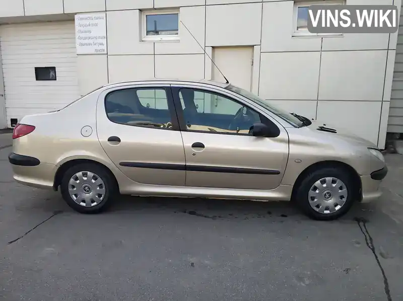 Peugeot 206 2007, фото з оголошення 2 з 15, VIN VF32BKFWA72778521