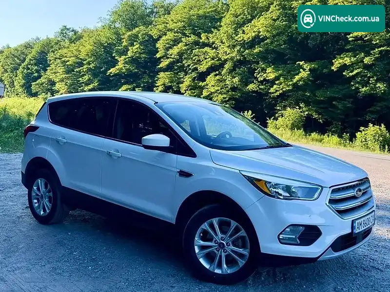 Ford Escape 2018, фото з оголошення 1 з 11, VIN 1FMCU0GD1KUA24647