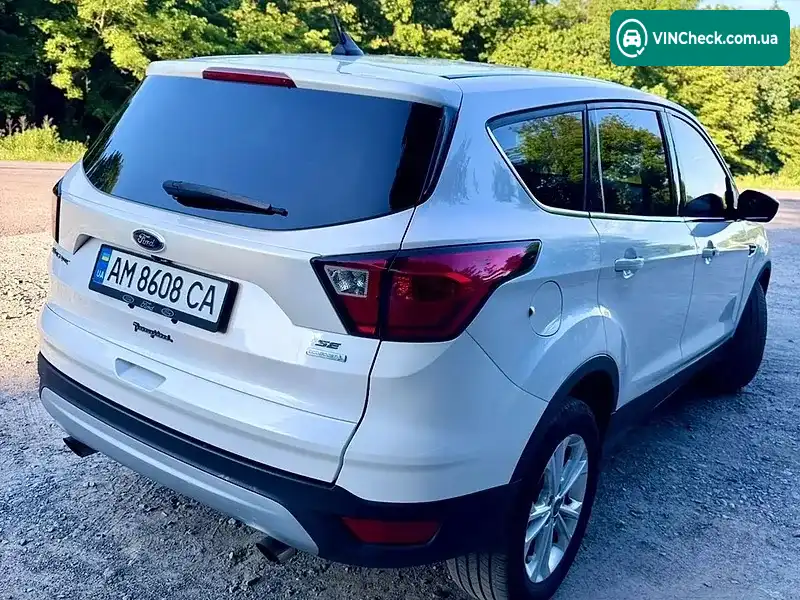 Ford Escape 2018, фото з оголошення 2 з 11, VIN 1FMCU0GD1KUA24647