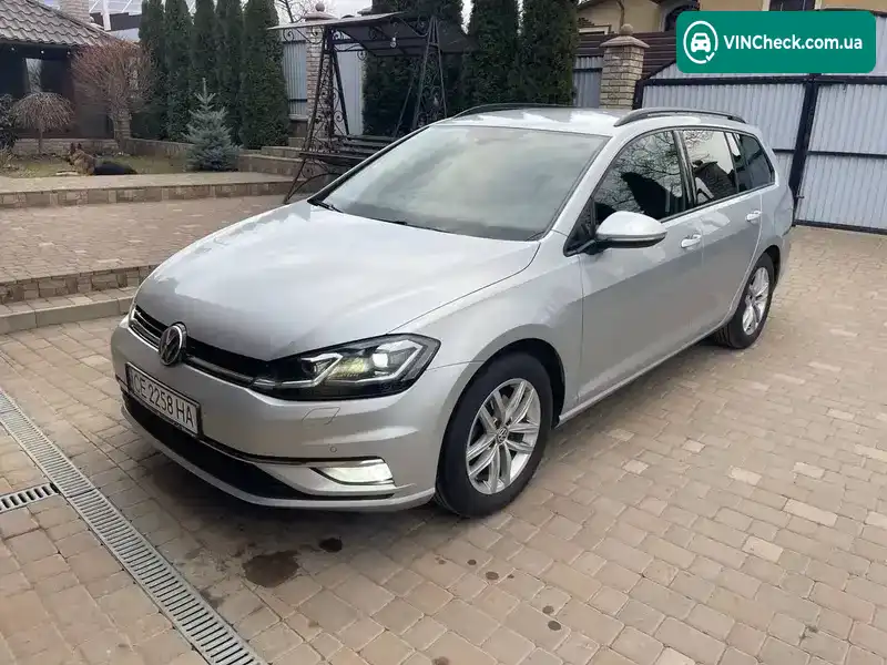 Volkswagen Golf 2019, фото з оголошення 2 з 20, VIN WVWZZZAUZLP533934