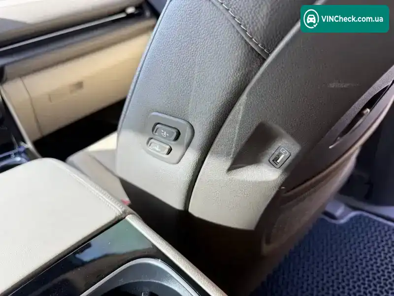 Kia Carnival 2023, фото з оголошення 2 з 20, VIN KNANE81BBPS387667