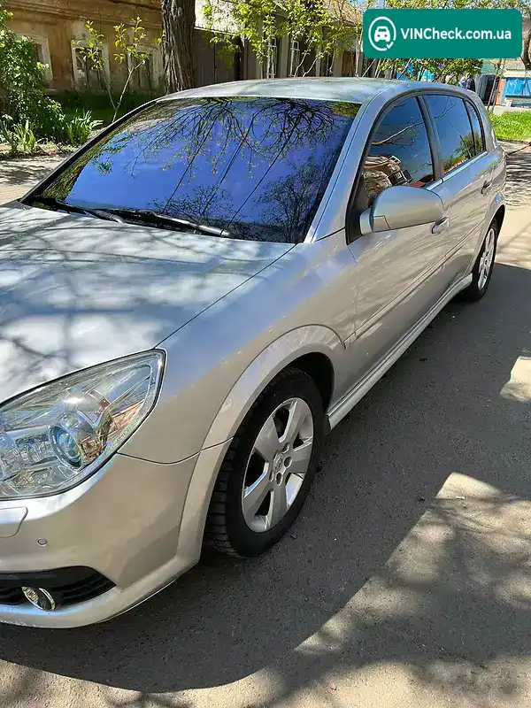 Opel Signum 2005, фото з оголошення 2 з 8, VIN W0L0ZCF4861036774