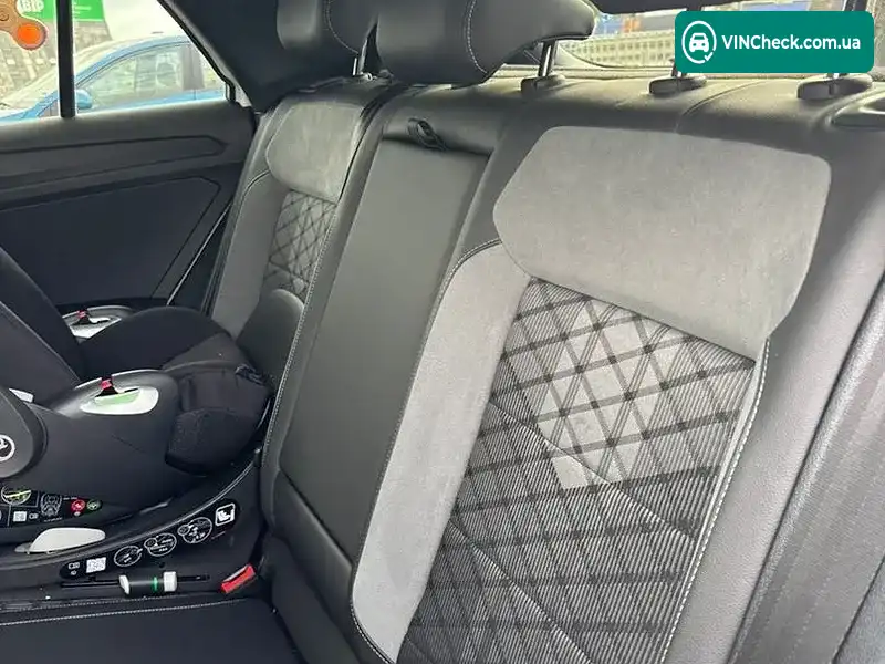 Volkswagen T-Roc 2022, фото з оголошення 2 з 17, VIN WVGZZZA1ZNV094624