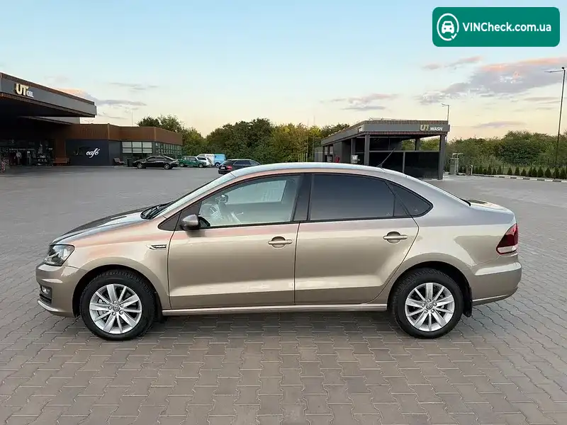 Volkswagen Polo 2019, фото з оголошення 2 з 20, VIN XW8ZZZ61ZLG014124