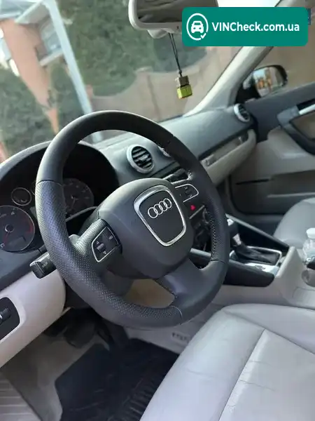 Audi A3 2011, фото з оголошення 2 з 10, VIN WAUKJAFM4BA155019