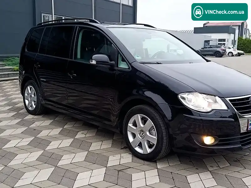 Volkswagen Touran 2010, фото з оголошення 1 з 20, VIN WVGZZZ1TZ9W113011