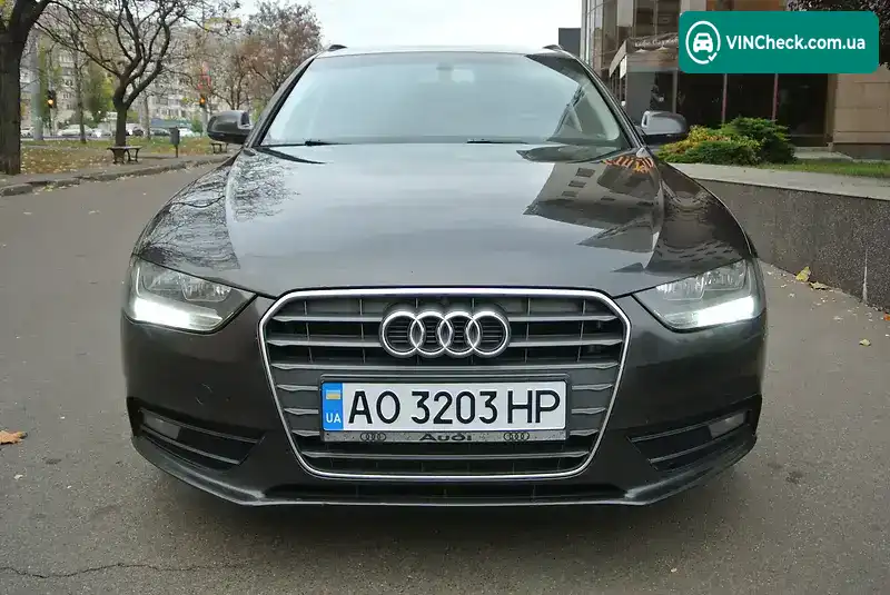 Audi A4 2012, фото з оголошення 2 з 20, VIN WAUZZZ8K6DA126755