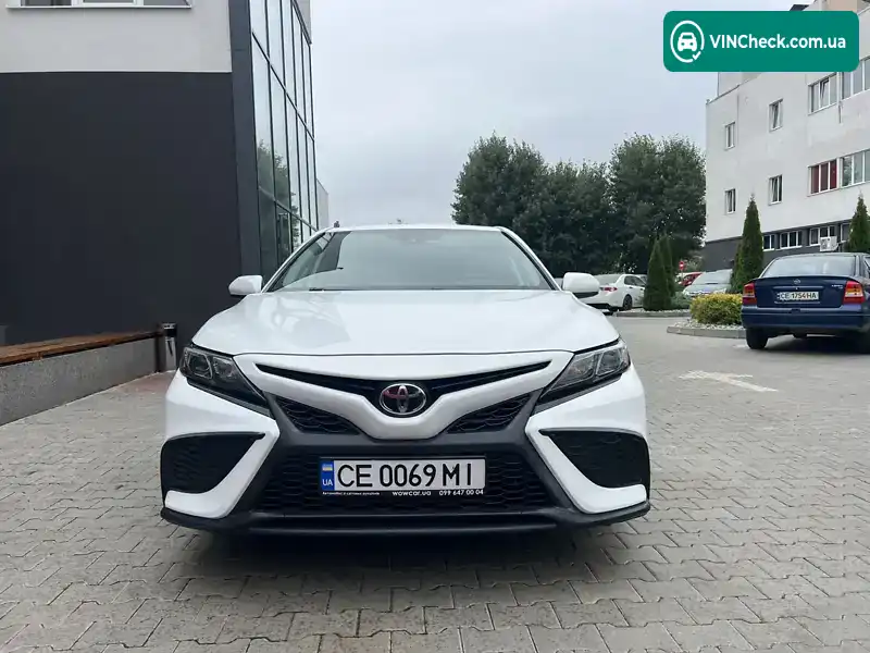 Toyota Camry 2020, фото з оголошення 2 з 16, VIN 4T1G11AK0MU426508