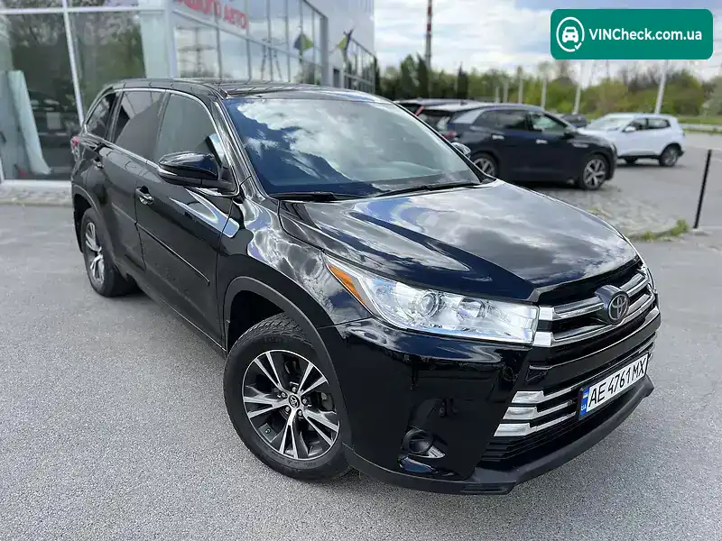 Toyota Highlander 2018, фото з оголошення 2 з 20, VIN 5TDBZRFHXJS844190