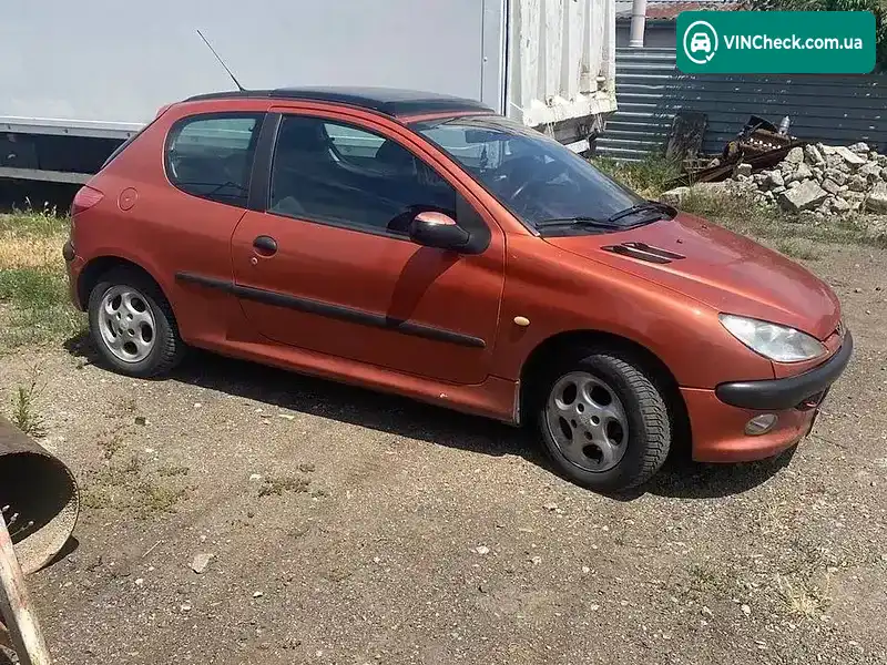 Peugeot 206 2001, фото з оголошення 2 з 5, VIN VF32CNFUR41990247
