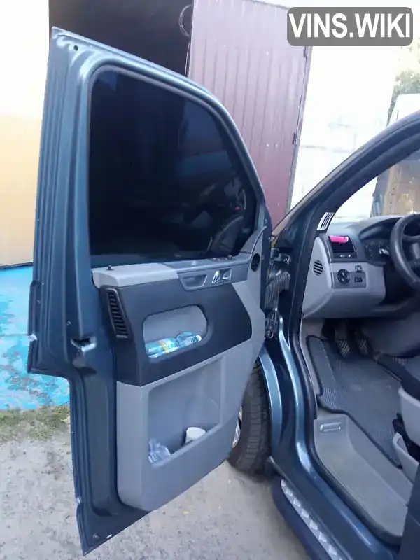 Volkswagen Caravelle 2005, фото з оголошення 2 з 18, VIN WV1ZZZ7HZ6H053932