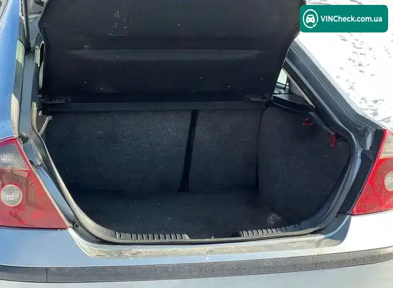 Ford Mondeo 2003, фото з оголошення 2 з 12, VIN WF05XXGBB53U29316