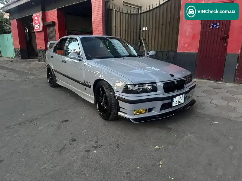 BMW 3 Series 1997, фото з оголошення 1 з 20, VIN WBACB61010AP32220