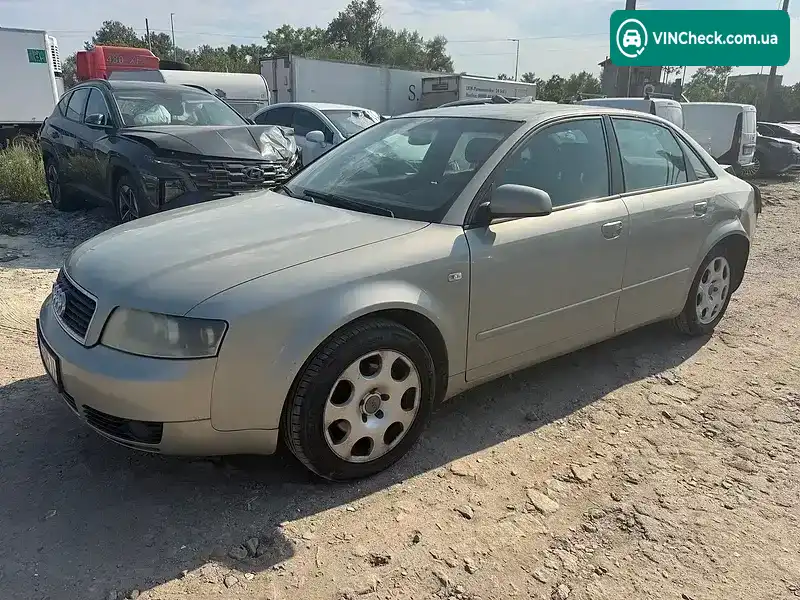 Audi A4 2004, фото з оголошення 1 з 10, VIN WAUZZZ8E14A249552