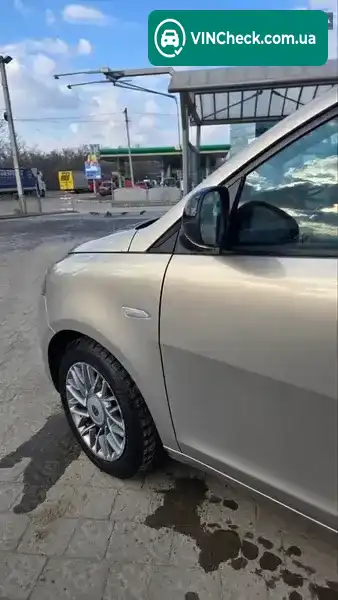 Lancia Ypsilon 2012, фото з оголошення 2 з 21, VIN ZLA31200005071724