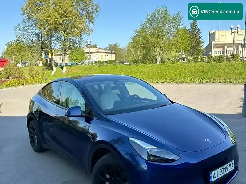 Tesla Model Y 2025, фото з оголошення 1 з 17, VIN 7SAYGDEE0SF292850