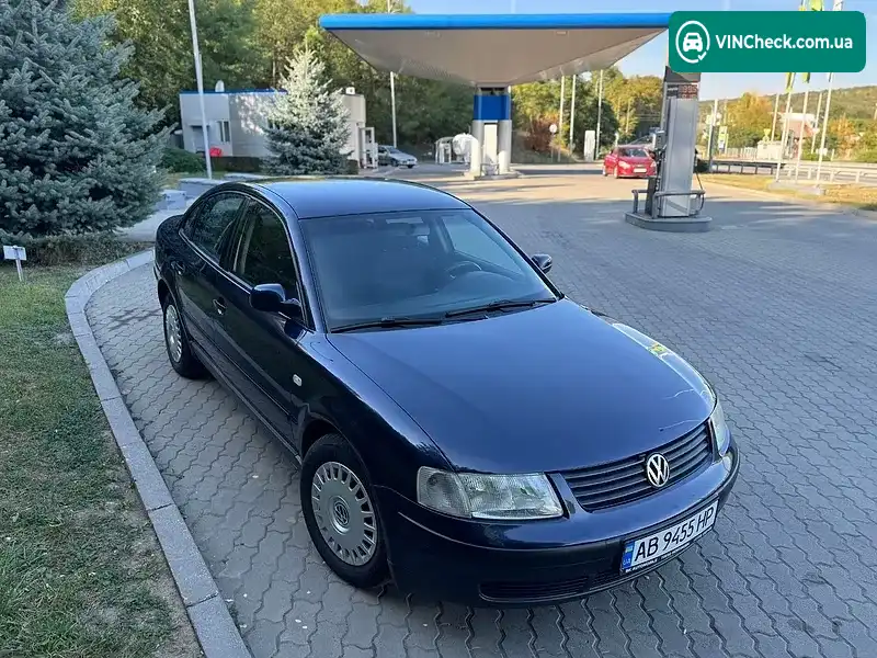 Volkswagen Passat 1998, фото з оголошення 1 з 18, VIN WVWZZZ3BZXP136389