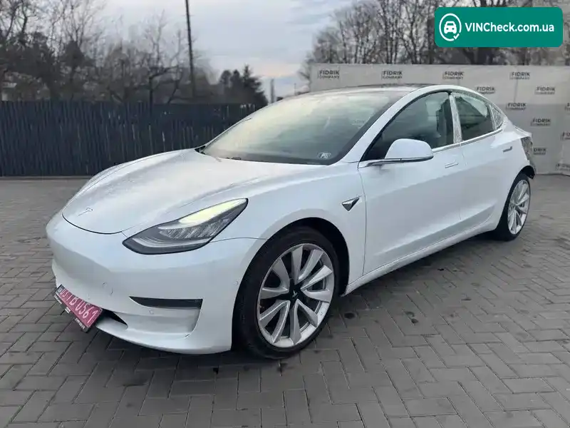 Tesla Model 3 2019, фото з оголошення 2 з 20, VIN 5YJ3E1EB0LF620903
