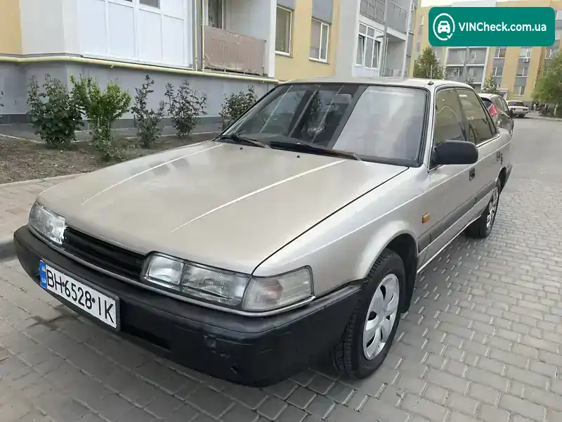 Mazda 626 1988, фото з оголошення 1 з 14, VIN JMZGD121201121913
