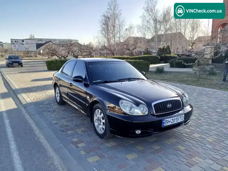 Hyundai Sonata 2003, фото з оголошення 2 з 21, VIN KMHEM41BP3A921646